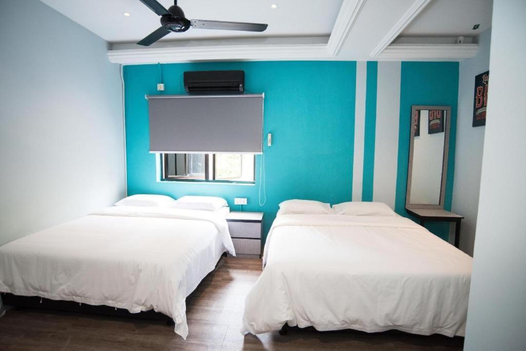Sakura Hotel 3*