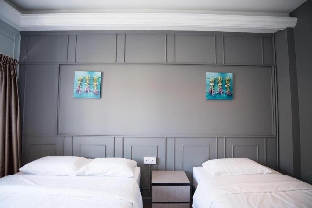 Sakura Hotel 3*