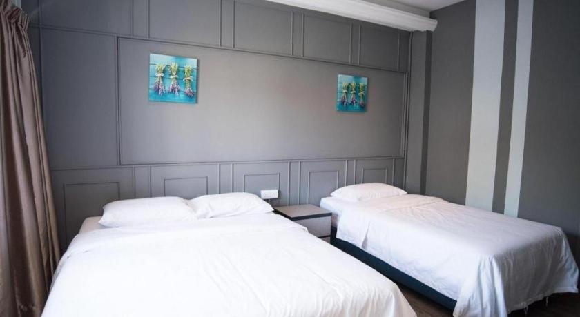 Hotel Sakura 3*